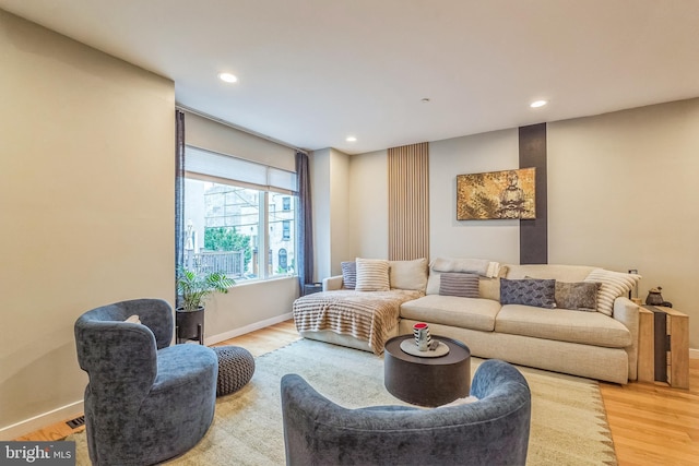 211 Brown St Unit 15, Philadelphia, PA 19123 - living area featuring light wood-type flooring, recessed lighting, and baseboards