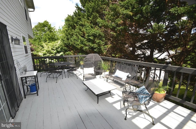 6385 Hunters Crossing Ct, Eldersburg, MD 21784 - wooden deck featuring outdoor dining area