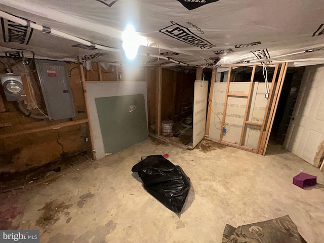 2844 N Hancock St, Philadelphia, PA 19133 - unfinished basement with electric panel