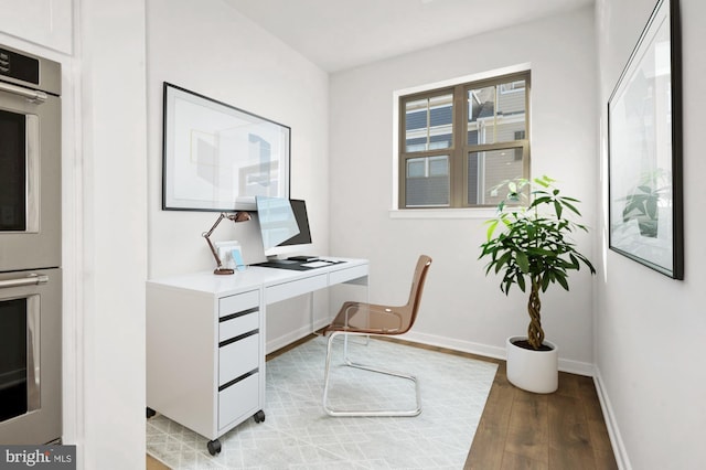 6253 Folly Ln, Alexandria, VA 22315 - office space with light wood finished floors and baseboards