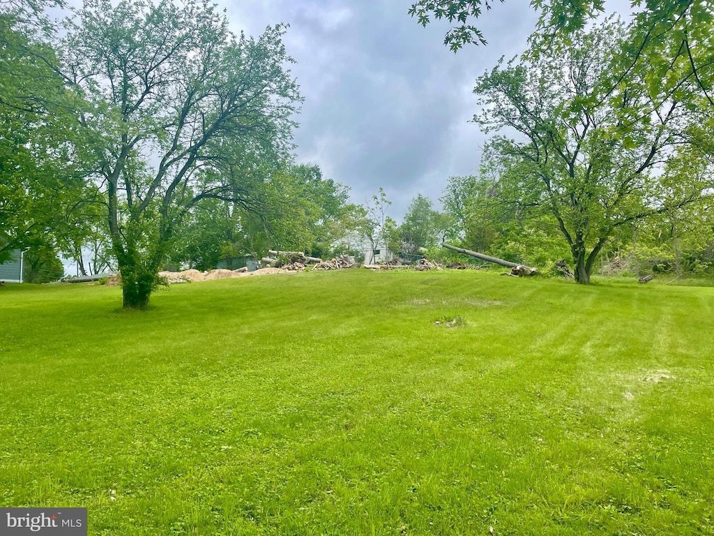 LOTON Robin Rd, Bellefonte, PA 16823