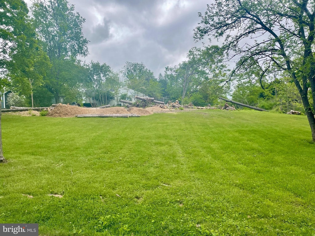 LOTON Robin Rd, Bellefonte, PA 16823