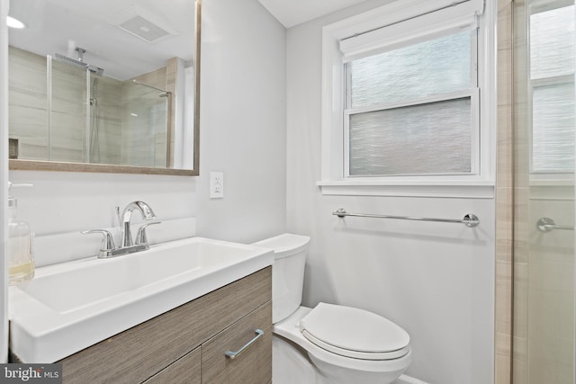 826 Suffolk Rd, Jenkintown, PA 19046 - full bath featuring toilet, vanity, and a stall shower
