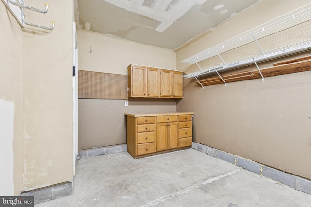 25272 Riffleford Sq Unit 104, Chantilly, VA 20152 - view of spacious closet