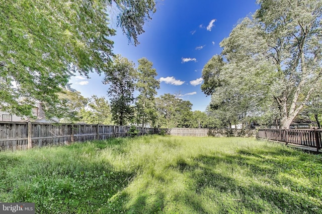 9112 3rd St, Lanham, MD 20706 - view of yard
