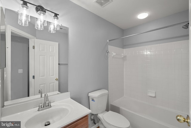 17504 Cajun Ct, Dumfries, VA 22025 - full bath featuring vanity, toilet, and bathing tub / shower combination