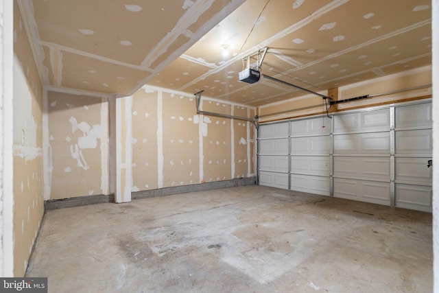 17504 Cajun Ct, Dumfries, VA 22025 - garage featuring a garage door opener