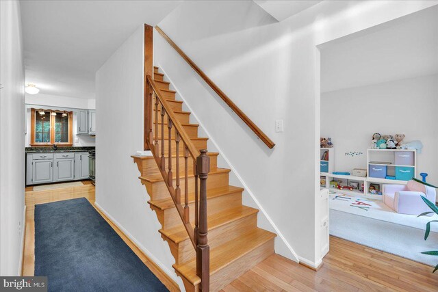 20 Laurel Dr, Tabernacle, NJ 08088 - staircase featuring wood finished floors and baseboards