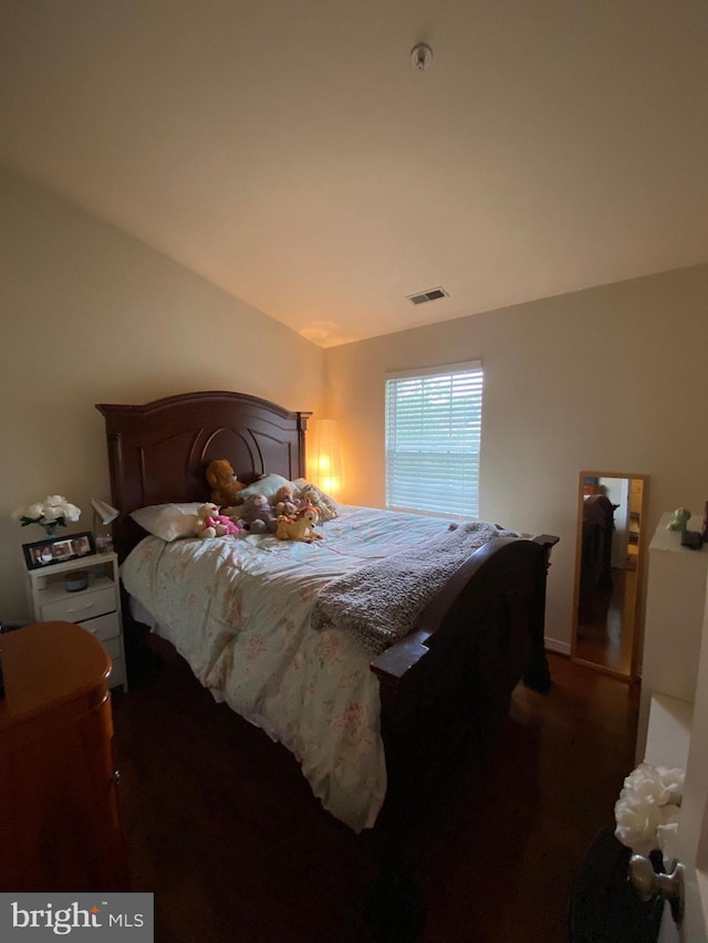 600 Moonglow Rd Unit 302, Odenton, MD 21113 - bedroom featuring lofted ceiling