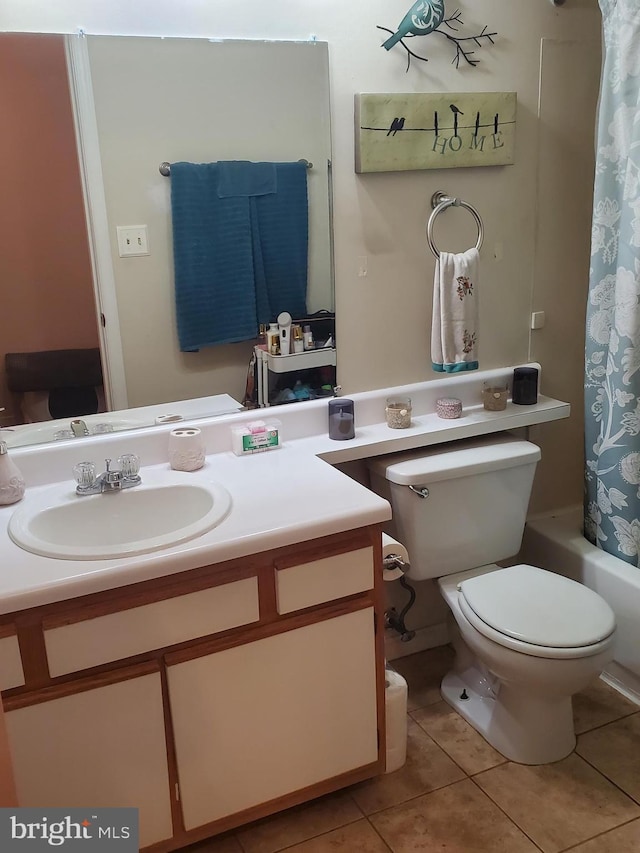 600 Moonglow Rd Unit 302, Odenton, MD 21113 - full bath featuring vanity, tile patterned flooring, toilet, and shower / bathtub combination with curtain