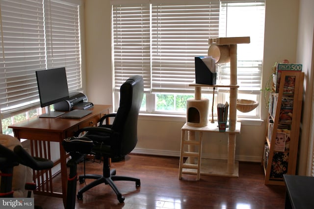 600 Moonglow Rd Unit 302, Odenton, MD 21113 - office area featuring wood finished floors and baseboards