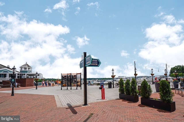 545 E Braddock Rd Unit 601, Alexandria, VA 22314