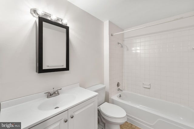 24 Beechtree Ln, Mountville, PA 17554 - full bathroom featuring toilet, vanity, and shower / tub combination