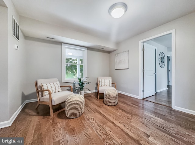4920 Ed Mcclain Rd, Monrovia, MD 21770 - living area with wood finished floors and baseboards