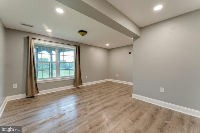 43268 Heavenly Cir, Leesburg, VA 20176 - spare room with light wood finished floors, baseboards, and recessed lighting