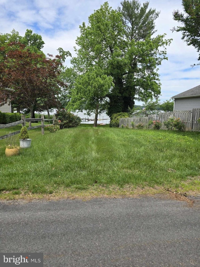 24 Ferry Point Ln, Earleville, MD 21919