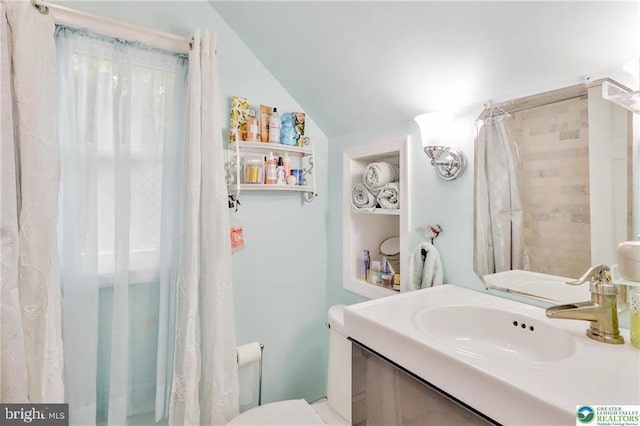 113 S Fairview St, Macungie, PA 18062 - full bathroom featuring vaulted ceiling, vanity, toilet, and curtained shower