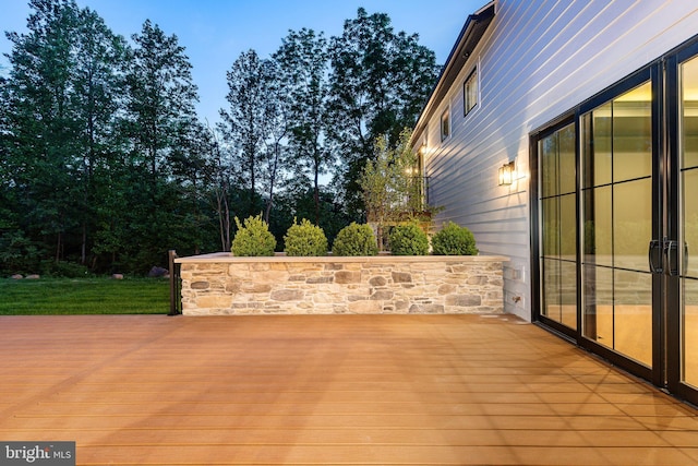 918 Ethan Allen Rd, Berwyn, PA 19312 - view of patio with a wooden deck