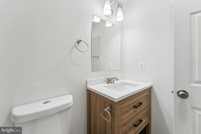 13929 Carthage Cir, Burtonsville, MD 20866 - bathroom with toilet and vanity