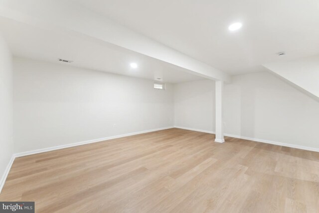 13929 Carthage Cir, Burtonsville, MD 20866 - bonus room featuring light wood-style flooring, baseboards, and recessed lighting