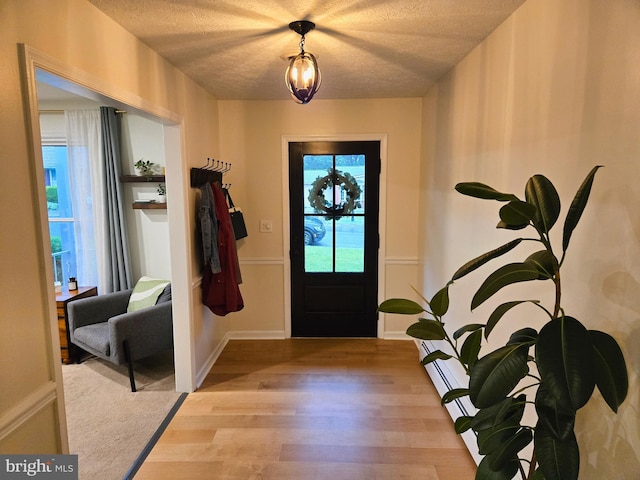 1222 Pinehurst Rd, Staunton, VA 24401 - entryway featuring light wood finished floors and a textured ceiling