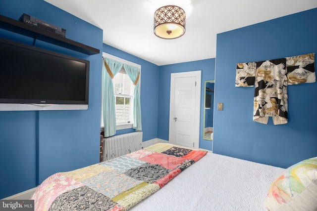 1107 Kenmore Ave, Fredericksburg, VA 22401 - carpeted bedroom with baseboards