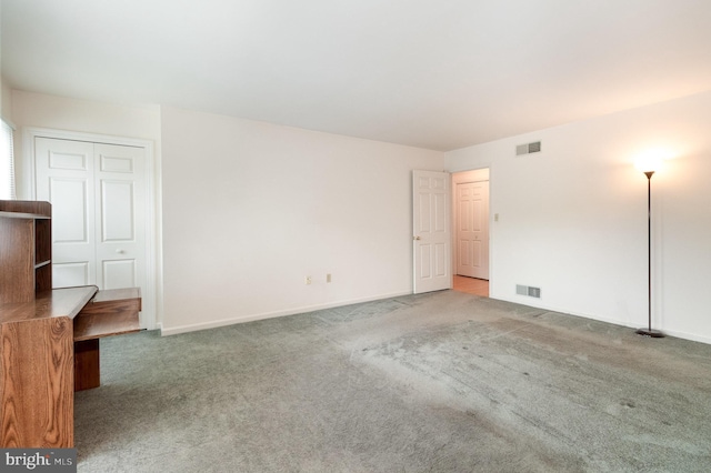 1813 Creek View Ct, New Cumberland, PA 17070 - unfurnished living room with carpet floors and baseboards