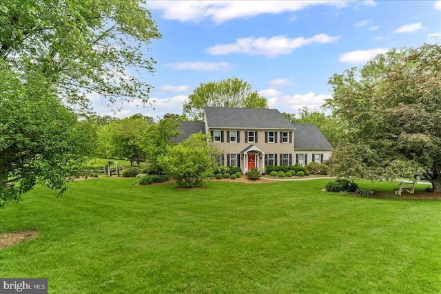 11 White Oak Dr, West Grove, PA 19390 - colonial-style house featuring a front lawn