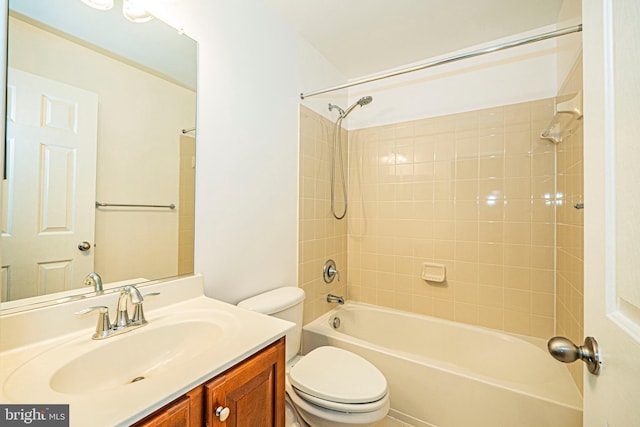 11919 Little Seneca Pkwy, Clarksburg, MD 20871 - full bath featuring toilet, vanity, and tub / shower combination