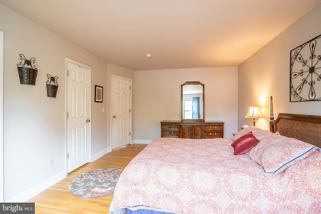 5 Wetherhill Way, Dayton, NJ 08810 - bedroom with light wood-style flooring and baseboards