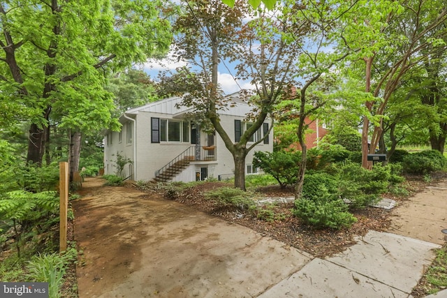 3615 22nd St N, Arlington, VA 22207 - view of front facade with brick siding and stairs