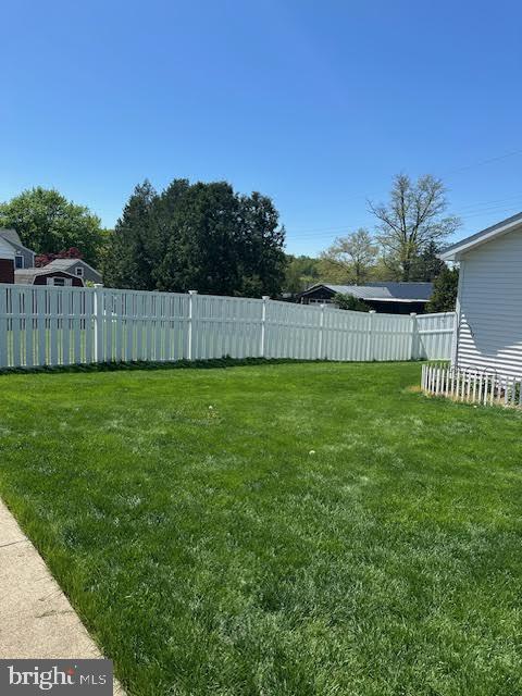 11 Edgewood Pl, Lewistown, PA 17044