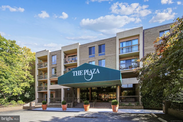 801 N Howard St Unit 305, Alexandria, VA 22304 - view of property