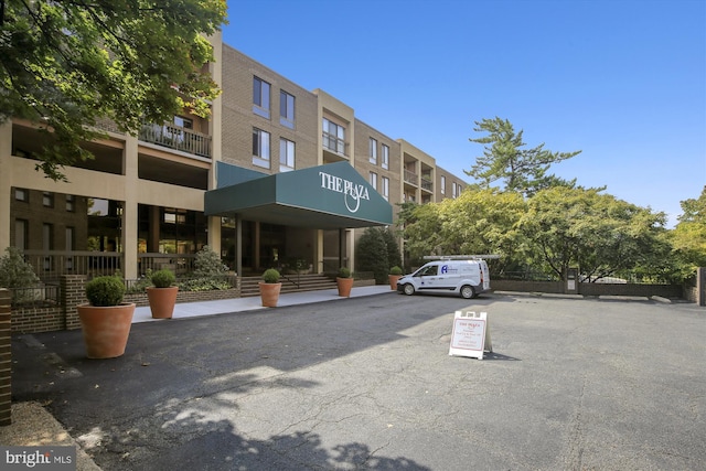 801 N Howard St Unit 305, Alexandria, VA 22304 - view of property