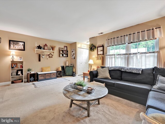 2536 Dupont St, Coatesville, PA 19320