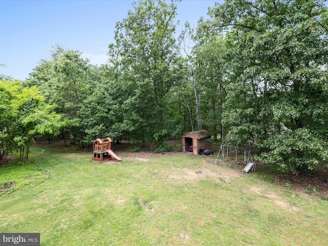 55 Ithica Ln, High View, WV 26808 - view of green lawn with a playground