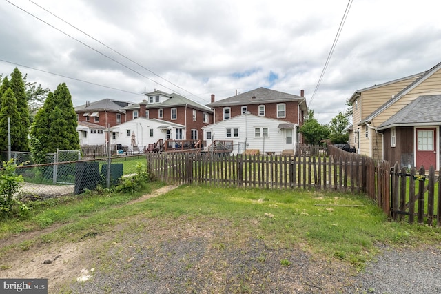 22 E 6th St, Pottstown, PA 19464 - view of fenced yard