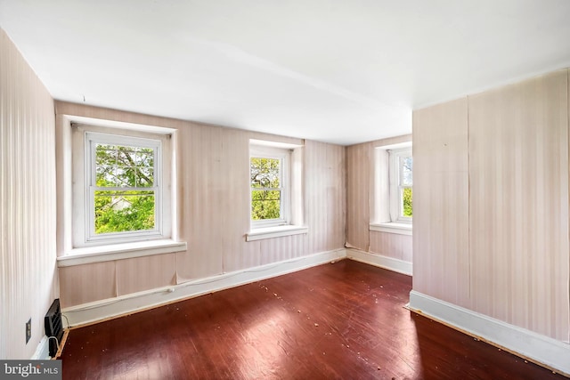 3577 Olde Bedminster Rd, Ottsville, PA 18942 - spare room featuring wood finished floors and baseboards