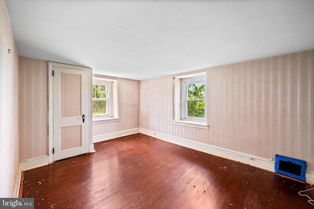 3577 Olde Bedminster Rd, Ottsville, PA 18942 - empty room with wood finished floors and baseboards