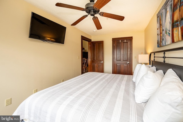 531 Glendale Rd Unit B302, Oakland, MD 21550 - bedroom with a ceiling fan