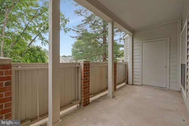12153 Penderview Ln Unit 2001, Fairfax, VA 22033