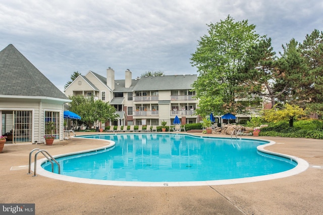 12153 Penderview Ln Unit 2001, Fairfax, VA 22033