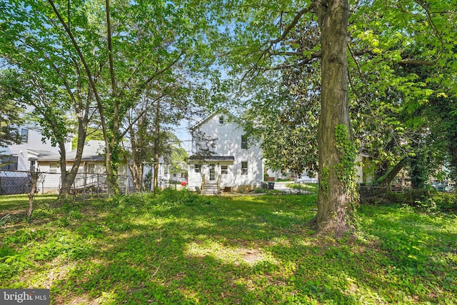 4016 35th St, Mount Rainier, MD 20712 - view of yard with entry steps