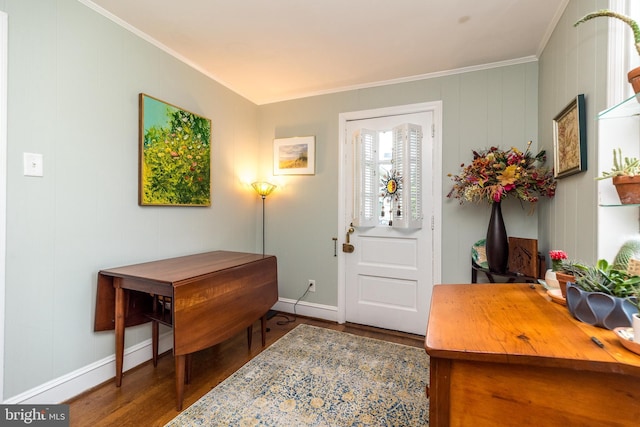 1431 Wheatsheaf Ln, Abington, PA 19001 - entrance foyer featuring ornamental molding, wood finished floors, and baseboards