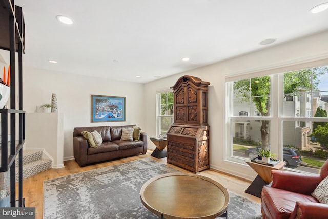 25366 Ashbury, Chantilly, VA 20152 - living area featuring wood finished floors, baseboards, and recessed lighting
