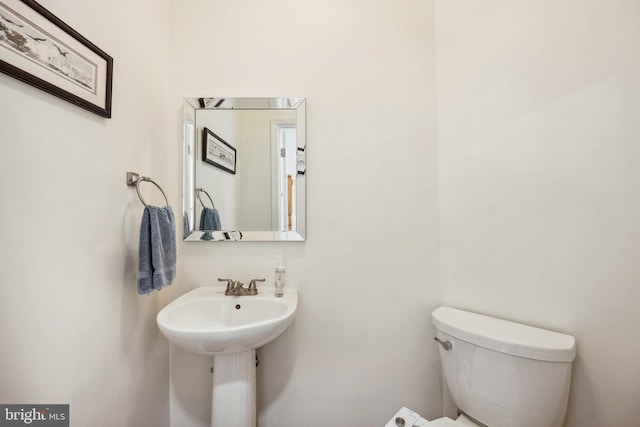 25366 Ashbury, Chantilly, VA 20152 - bathroom featuring toilet