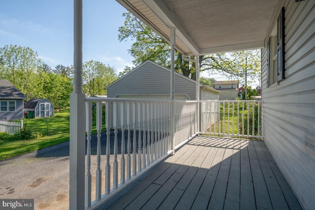 213 Redwood St, Harrisburg, PA 17109 - view of wooden terrace