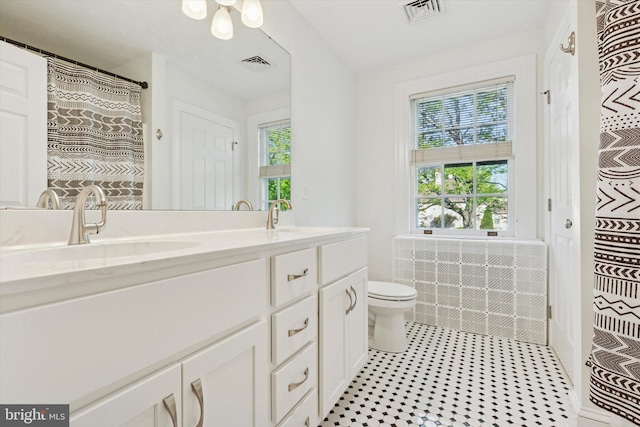 309 Conestoga Rd, Wayne, PA 19087 - full bath with double vanity and toilet
