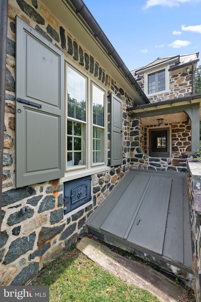 601 Maplewood Rd, Wayne, PA 19087 - view of patio / terrace
