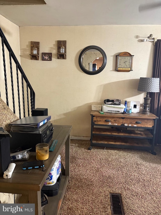 400 Louise Ave, Croydon, PA 19021 - corridor featuring carpet flooring